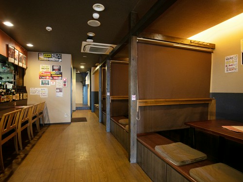 人数によって仕切りを調整してくれるので、気軽に相談してみては