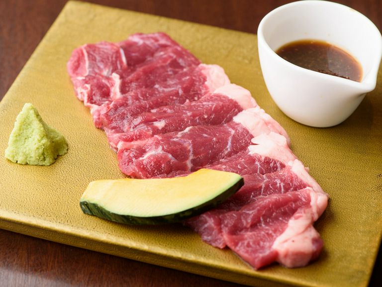 オリジナルソースがお肉の味わいを引き立てる『サーロイン』