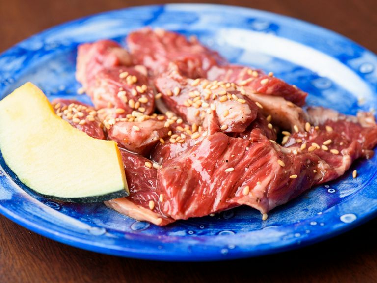 大満足のおいしさを満喫できる。新鮮そのものの『ハラミ』