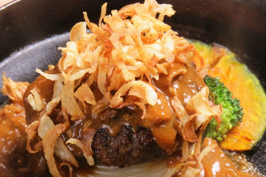 MEAT MEET　能登牛ハンバーグ 能登牛100％ハンバーグ。 ハッシュドビーフソースで