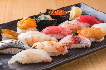 確かな目利きと技術で織りなす、至極の握り『大将のおまかせ握り　14貫』