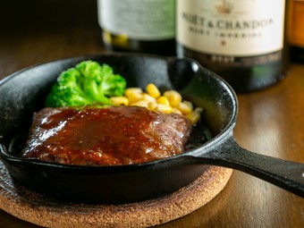 食べ応え抜群の贅沢カット『ハラミのステーキ』