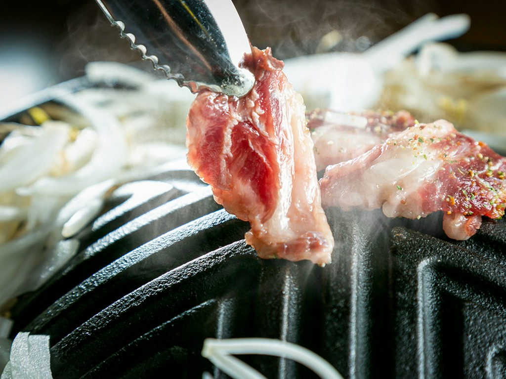 熊本より吟味された馬肉を提供