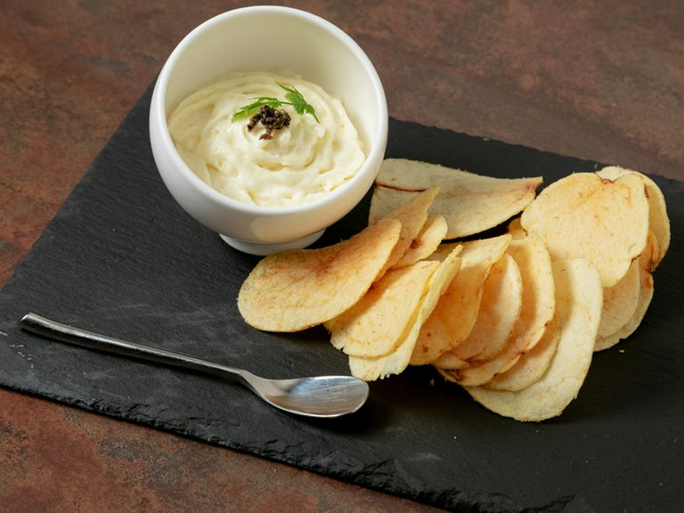 クリームのような味わい『ここがオリジナル トリュフ薫るなめらかポテトサラダ』