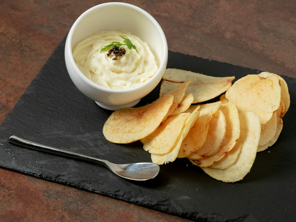 クリームのような味わい『ここがオリジナル トリュフ薫るなめらかポテトサラダ』