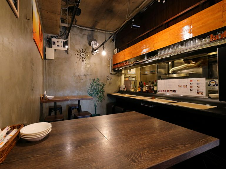店内全景