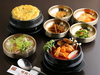 心を込めて丁寧に手づくり。バラエティ豊かな『前菜』