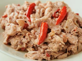 MOTHER'S KITCHEN WITH ATE GLO