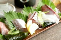 すべて1名盛! 複数でも公平に食べられる『刺身の盛り合わせ 1人前』
