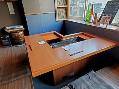 落ち着いた大人の雰囲気で二人の時間を