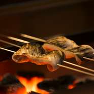 席のみのご予約の方は料理の提供にお時間を頂いております。
退店時間のご希望がある場合は備考欄にご記入の上、コースでのご予約をお願い致します。

お席の指定はご希望通りにできない場合がございます。

※変更、キャンセルは2日前までにお願いします。
※当日のキャンセルは予約コース料金の100％、アラカルトの方は5000円／名のキャンセル料を頂いておりますのでご了承ください。
※当日のご予約はお電話にてご確認下さい。