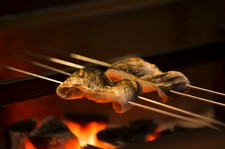 旬の鮮魚や干物などを炭火焼で。
お魚好きやお肉が苦手な方にもおすすめ。