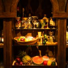 みずみずしい季節のフルーツをカクテルに