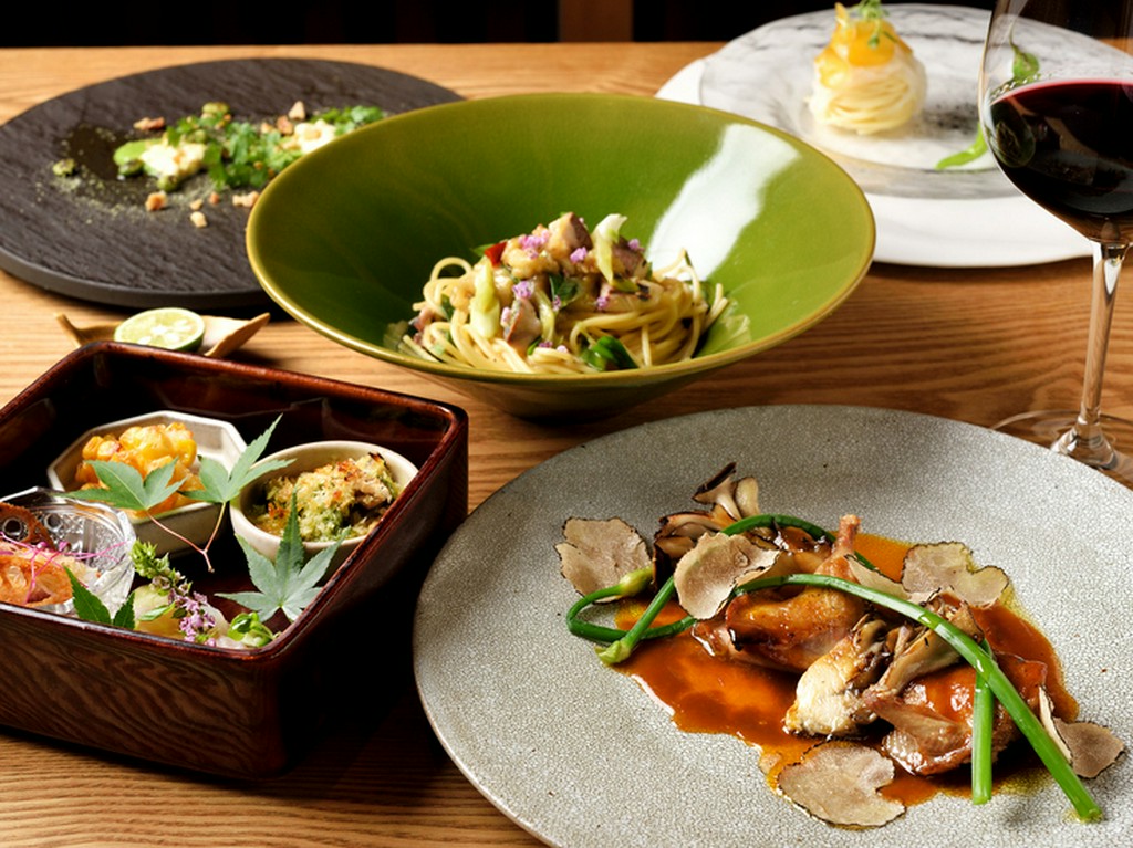 “驚き”の演出も織り込まれた『コース』