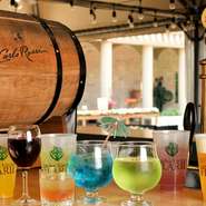 サワーやハイボール、ワインにオリジナルカクテルといった、女性人気の高いドリンクメニューにも力を入れています。会場内だから楽しめるドリンクで大いに盛り上がってみませんか。