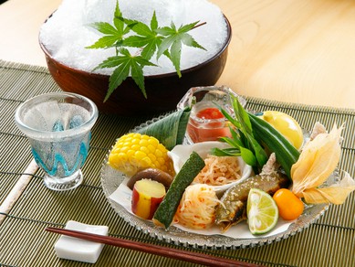 目と舌で季節を味わう『焼き物の後八寸皿』
