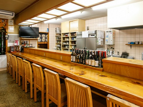 お一人様や少人数で気軽に利用できるカウンター席