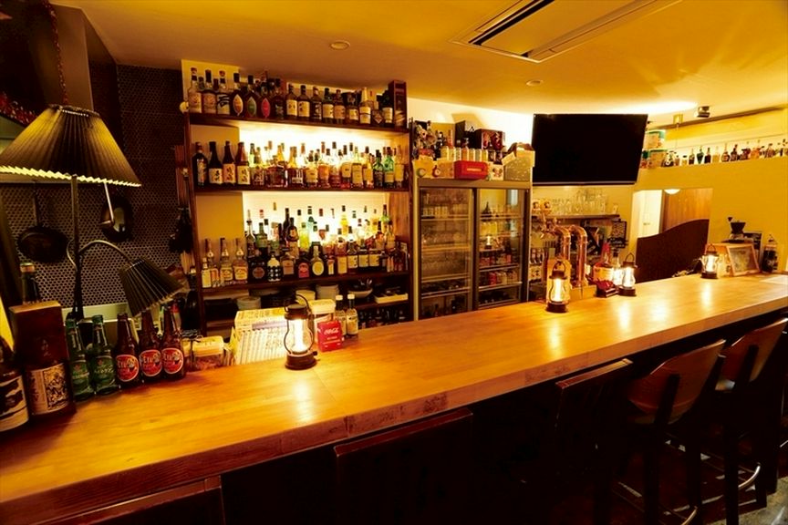 時間を忘れのんびりと過ごせる店内