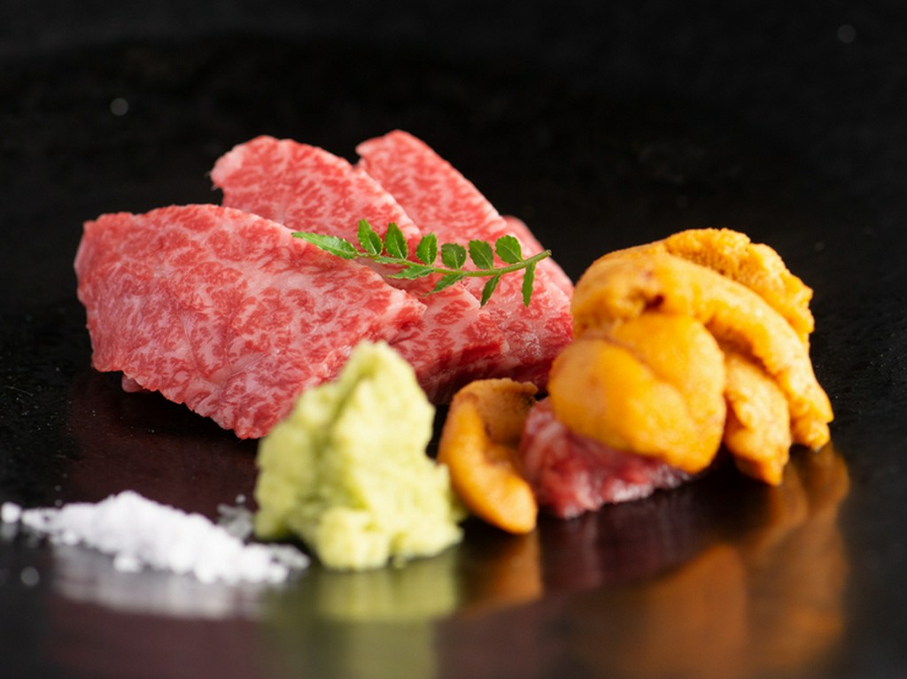 「もはやトロ」の味わい！『生はらみの刺身』