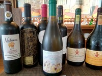 メルロー・トレヴェネツイエ・ミラマン・エステート・リザーヴ…など、など。フランス、イタリアワインを中心に、揃えております。