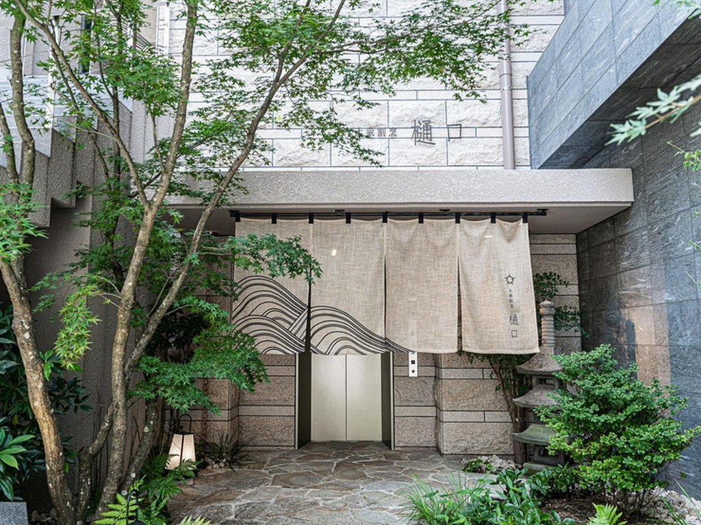 かつての老舗【割烹ひぐち】と同じ場所に新規オープン