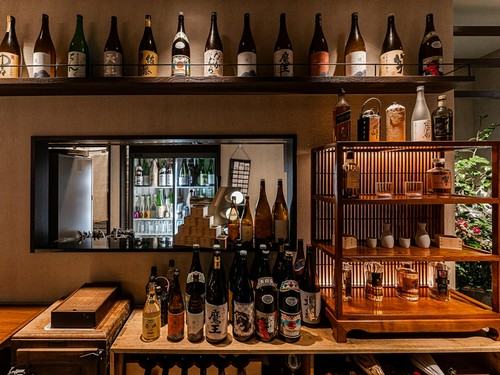料理によく合う各種の日本酒や焼酎などお酒の銘柄が充実
