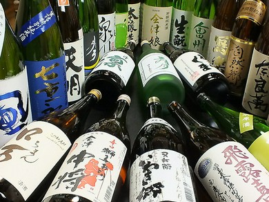 福島県の全蔵元の銘酒《60種以上》を取り揃え！貴重な一杯を堪能