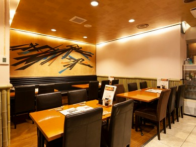 和の風情漂う落ち着いた雰囲気の空間