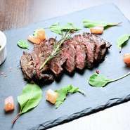 旨味が凝縮されたハラミステーキは一度食べたらやみつきになります。
