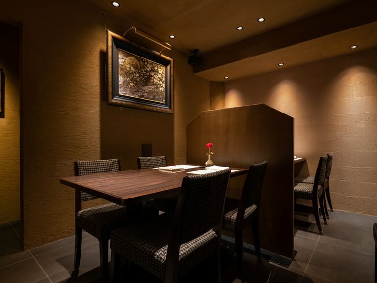 ゆったりと過ごす夜にこそ訪れたいお店