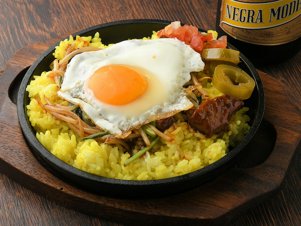 香味野菜とケイジャンスパイスの風味香る『ジャンバラヤ』