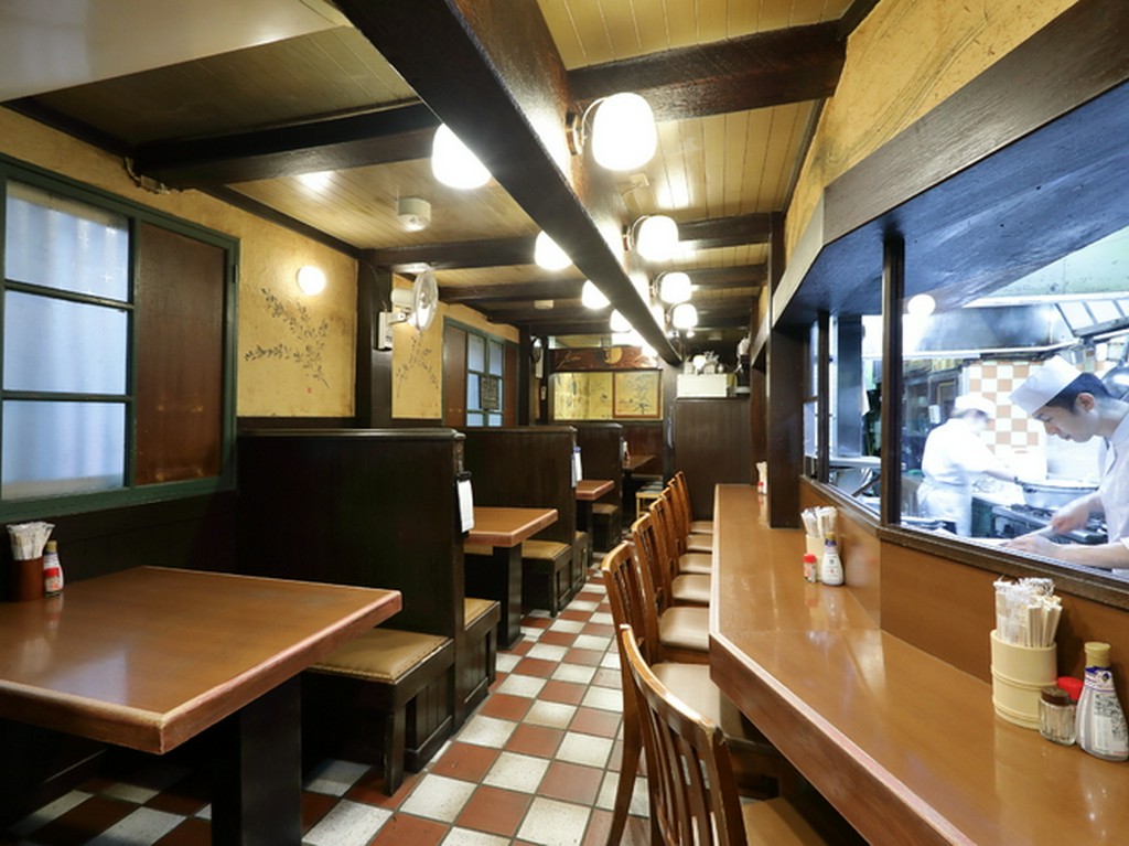 臨場感たっぷり！　調理風景もご覧いただけます