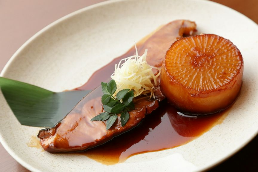 人気メニュー『ぶり大根』