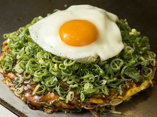 오코노미야키 철판구이 야츠나미