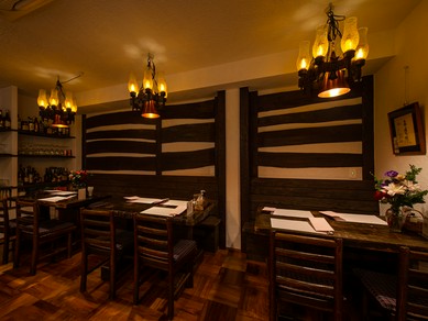 特別な日のデートのために、ふさわしい席をリザーブ