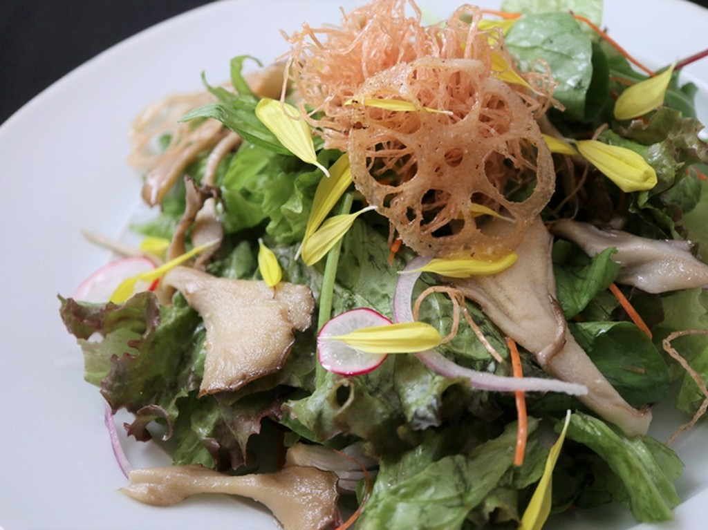 とろろするめのおまかせサラダ