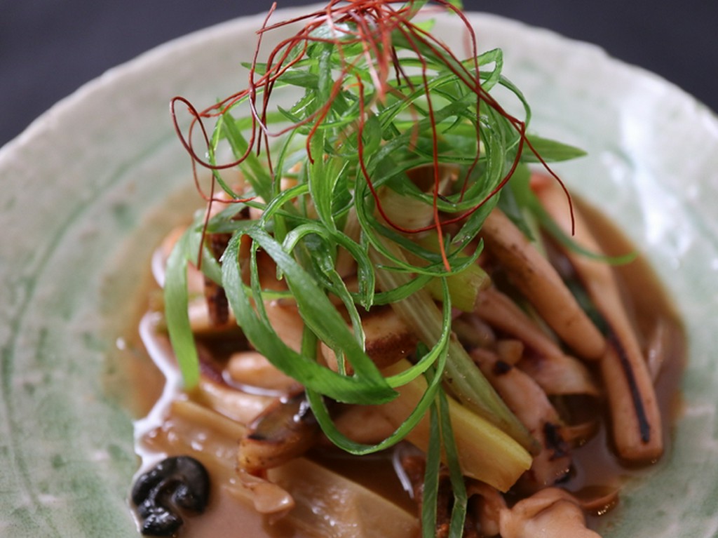 スルメイカと九条ネギの肝炒め