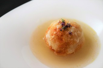 よはくコロッケ