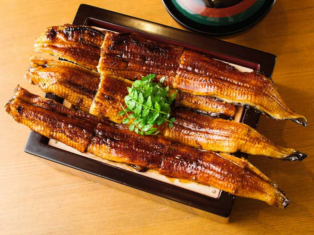 お酒と共にお楽しみください。