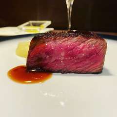 上質な牛肉の旨みを存分に『コース　メイン肉料理』