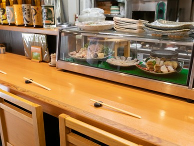 落ち着いた大人の雰囲気で二人の時間を