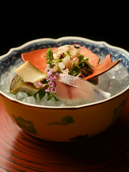 旬の魚を贅沢に使用『造り盛り』