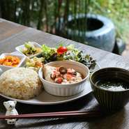 メインが選べる週替わりランチ『nappaごはんプレート』
