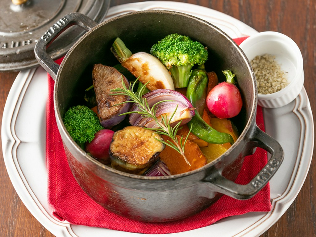 毎朝市場より仕入れる鎌倉野菜のロースト