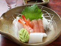 刺身盛合せ