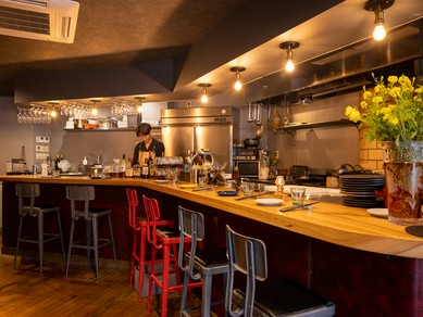 木を基調としたオシャレな空間