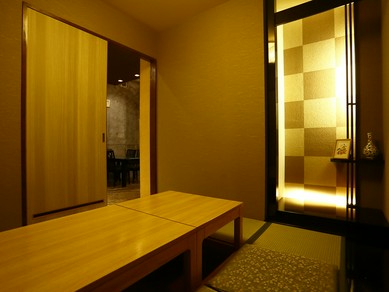 接待や会食でご利用できる個室もご用意しております