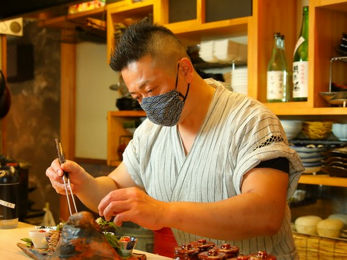 料理には常にひと手間、ふた手間加えて工夫を凝らしています