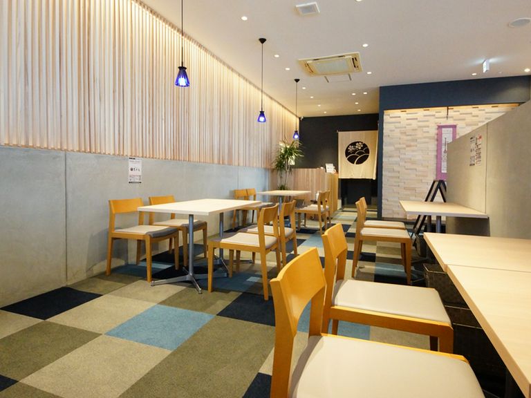 くつろぎの店内で、お買い物ついでにちょっとひと息