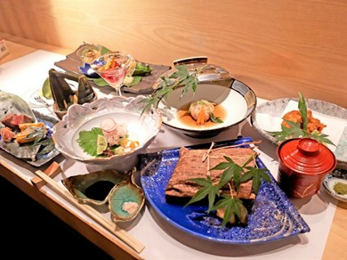 ヒトサラ限定。旬の食材のうまみを大切にしたコース『ヒトサラ限定　昼のコース』